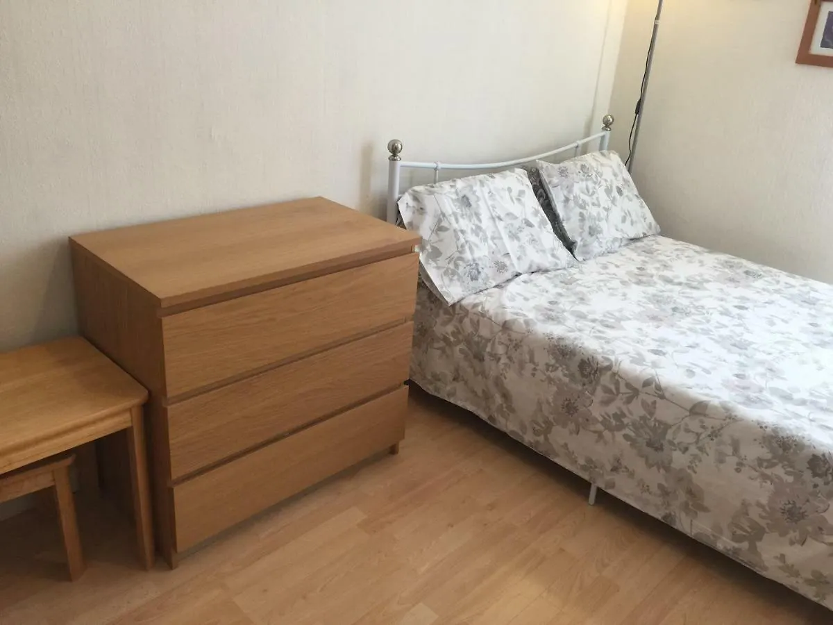Two Bedroom Apartment In Royal Greenwich London